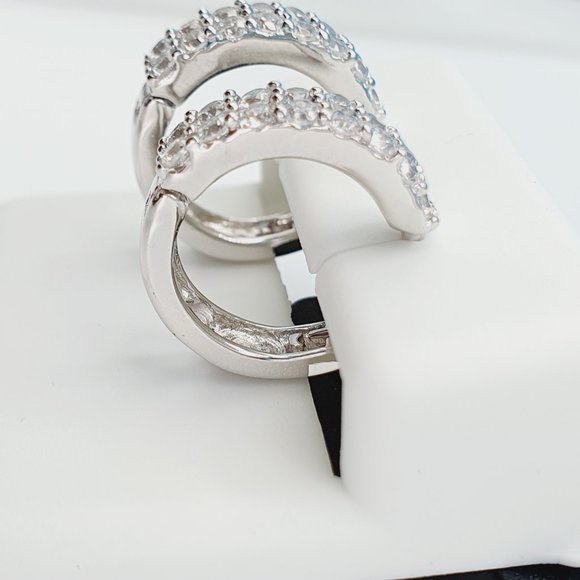 "925 Sterling Silver Cubic Zirconia Earrings, UU1P6A6156 - Picture 5 of 11